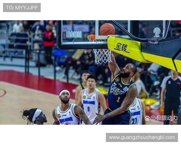 CBA精彩对决广厦队迎战深圳队直播盛况全程呈现